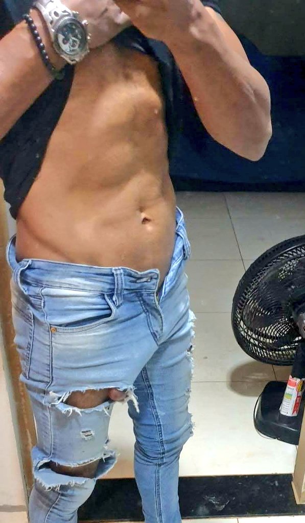 <a href="/meli9952/">m.</a> 18 cm 43 anos.  Coroa 👑