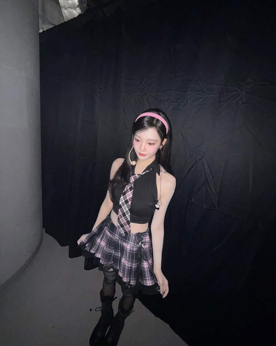 #NINGNING instagram

“my true first love~~💕”

🎵 Rum Pum Pum Pum - f(x)