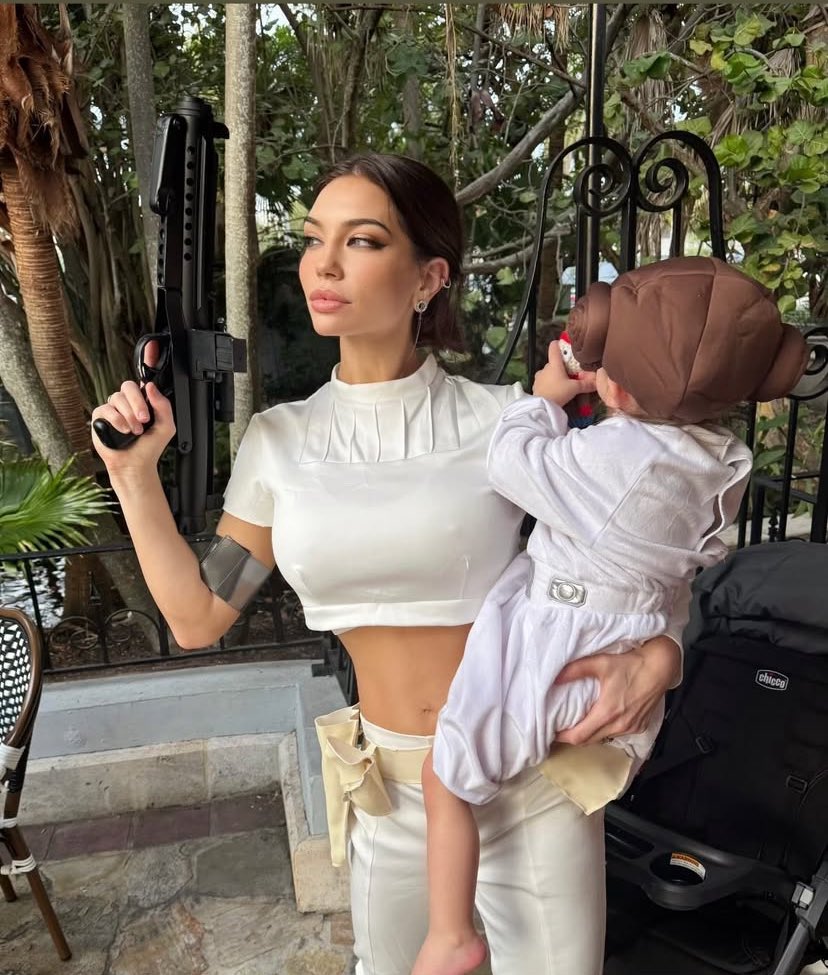 Ghostemane__'s tweet photo. my Padme &amp; little Leia🤍💫
#Ghostemane https://t.co/lehnHLD0is