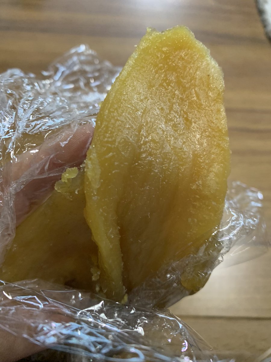 おやつに干し芋🍠
お菓子から干し芋に置き換え。
夜の練習に備えます。