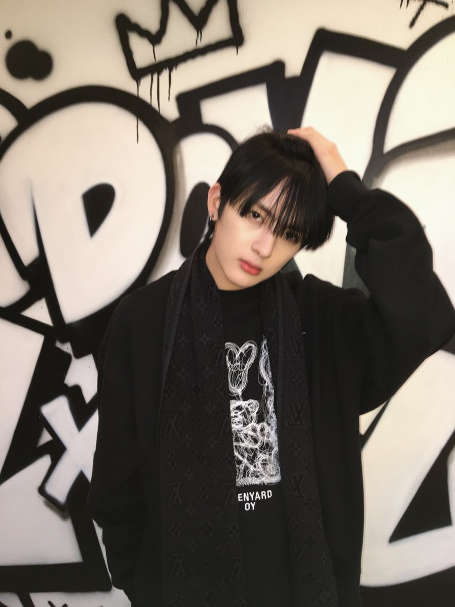 [#링치] 

🖤🖤🖤😎

#FANTASYBOYS #판타지보이즈
#LINGQI