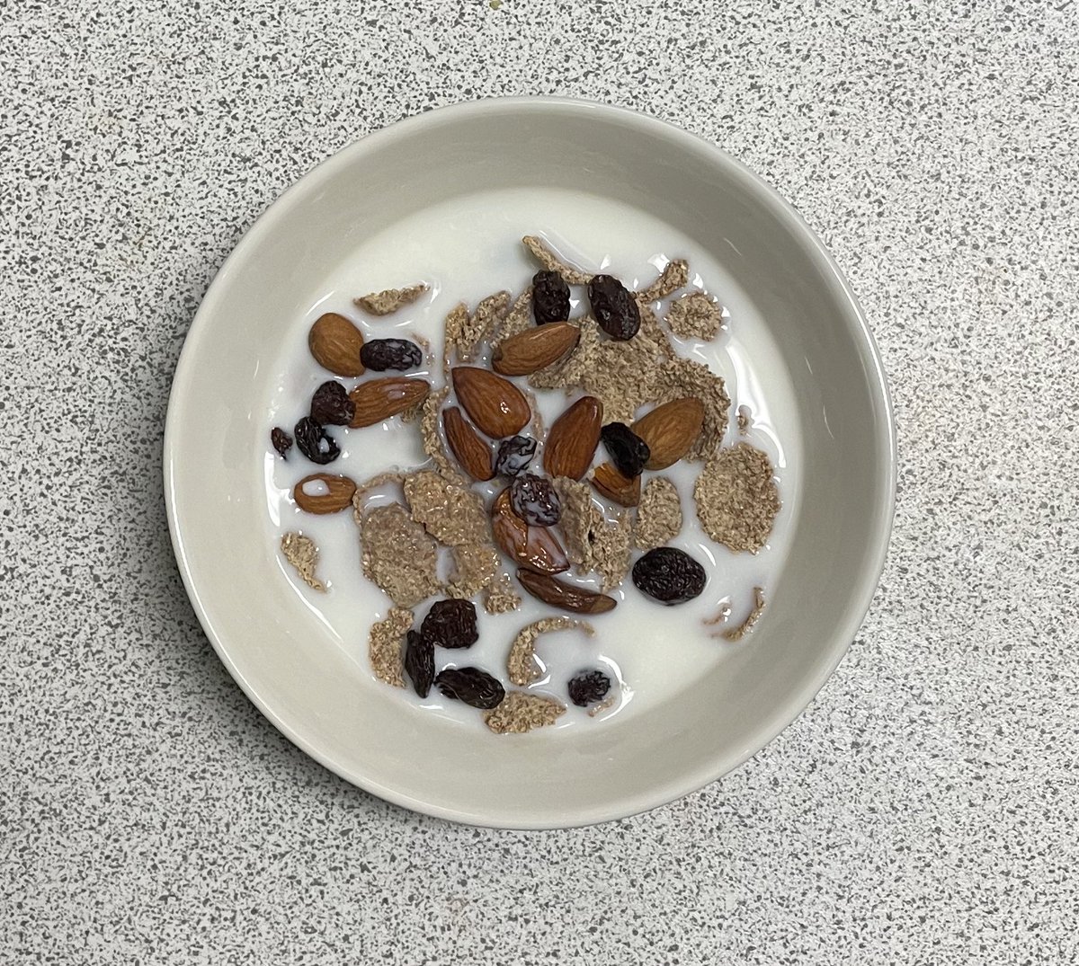 i don’t think i’m meant to be happy. 
i just want to leave