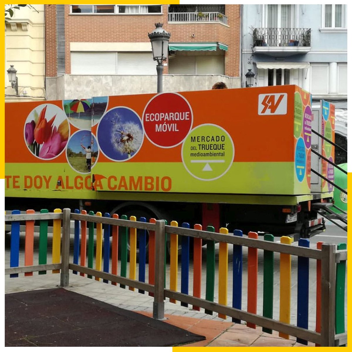 ValenciaNetaVLC's tweet photo. Troba els #ecoparcs mòbils de l'@AjuntamentVLC i l'@Emtre_AMV 🚛 a:
📍 #SantMarcellí-Camí Reial: Pl. Miquel Català Gomis
📍 #Trinitat: C/Santa Amàlia, 2-C/Poeta Bodria
📍 #Natzaret: C/Sant Francesc de Paula-C/Manuel Andrés
📍 #Massarrojos: C/Senent Ibáñez https://t.co/xhZ7CBc18V