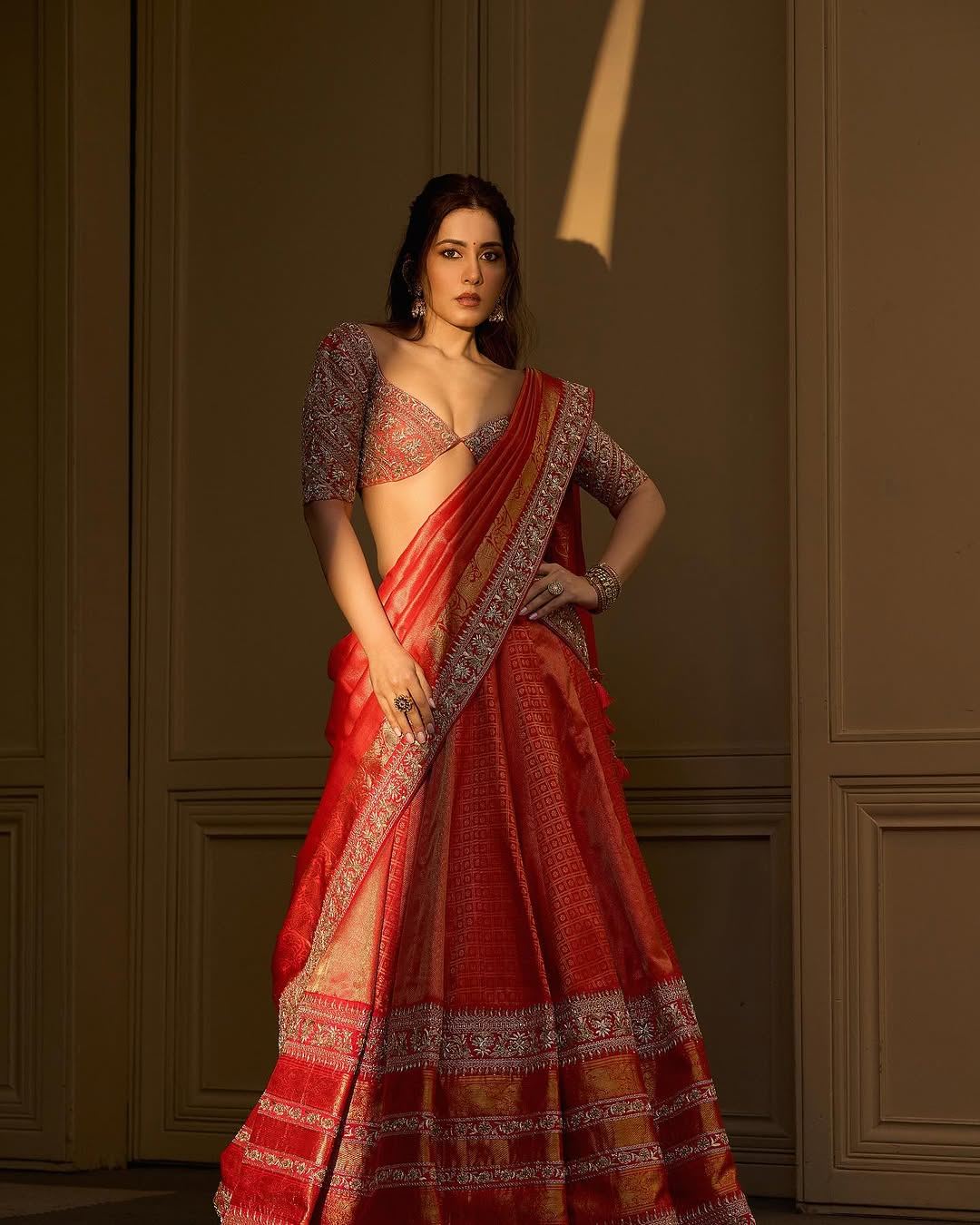 GhPKQ2OWAAAahY9?format=jpg&name=large