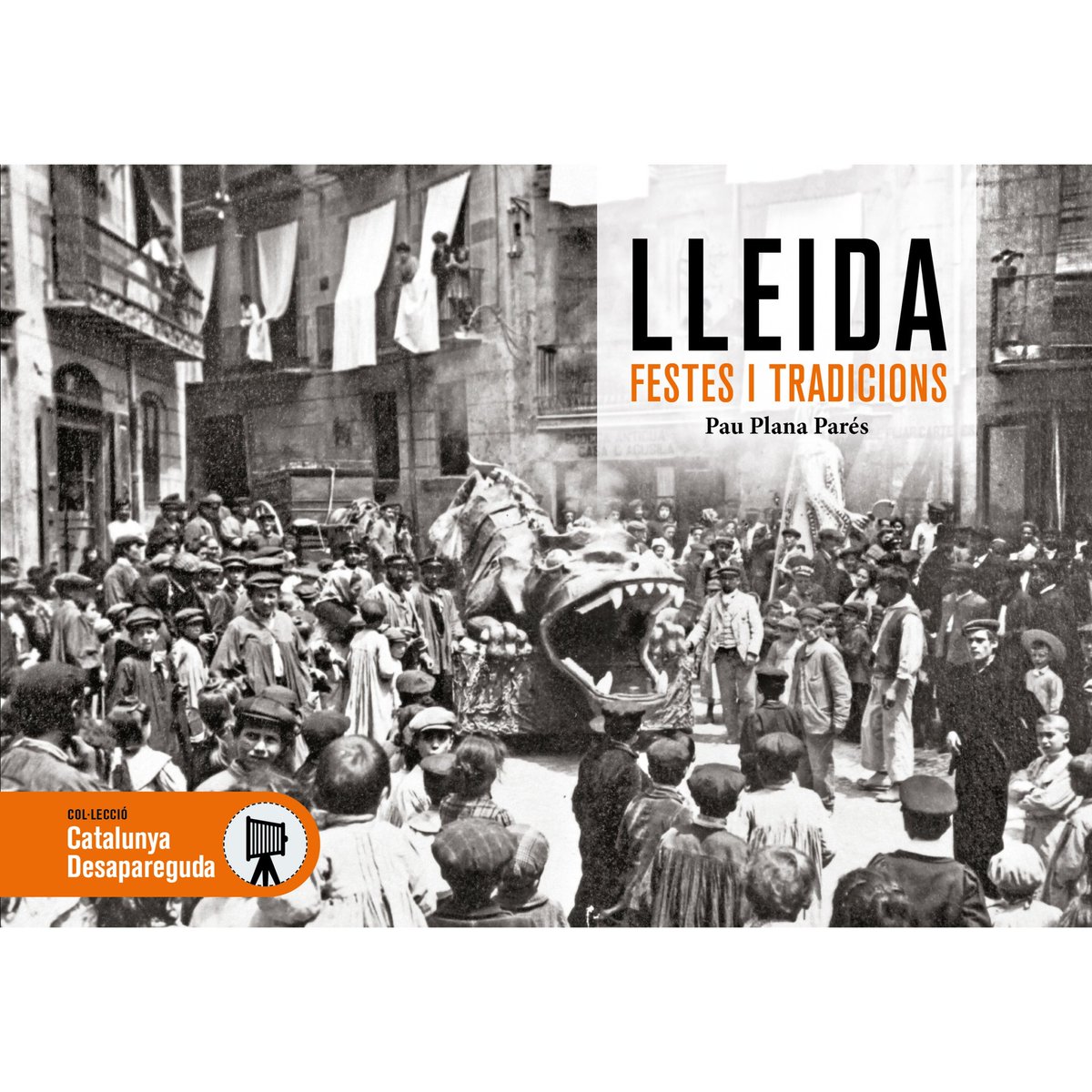 pauplanapares's tweet photo. Aquest divendres, dia 17, farem cap a Gràcia, a la 3a edició de la Nit de Sant Antoni, la vetllada literària de la Cultura Popular al CAT. Hi presentarem "Lleida. Festes i tradicions"  @efados.

Web del llibre 👉🏽 https://t.co/6LMPAkHUOO https://t.co/7AJ8rRwin6