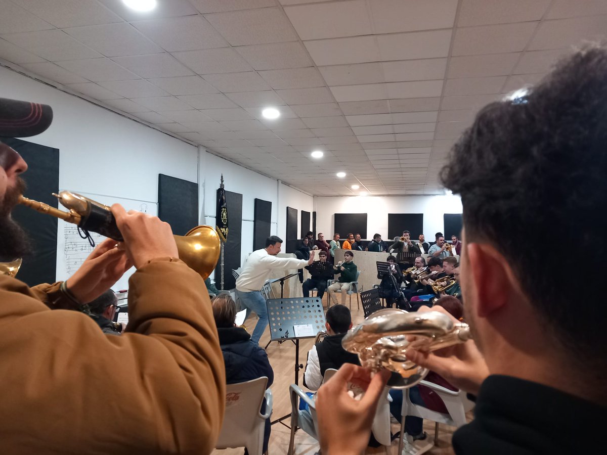 CCyTTEsencia's tweet photo. Continuamos este 2025 trabajando en proyectos ilusionantes.

#ensayosconESENCIA #tdscofrade #esencia https://t.co/4pXMtk4FdW