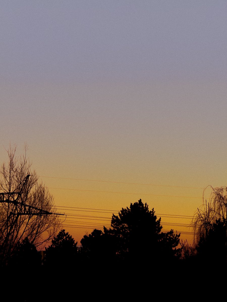 usertawhid's tweet photo. sunrise this morning https://t.co/iVjRryuujf