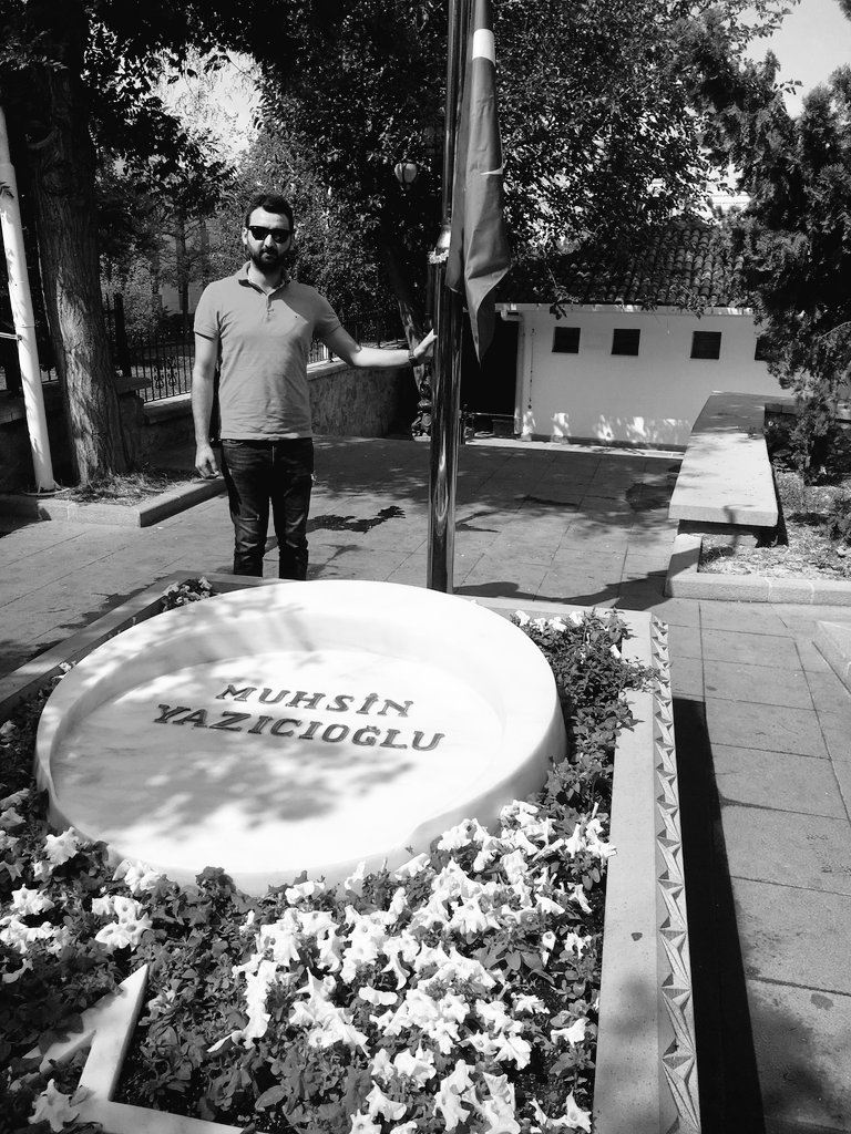 abdullahdag0154's tweet photo. Kulun adaleti şaşar ama Allahın adaleti asla şaşmaz. İlahi adalette zaman aşımı yoktur. #MuhsinYazıcıoğlu
#muhsinyazicioglu https://t.co/6Iy2lReTNu