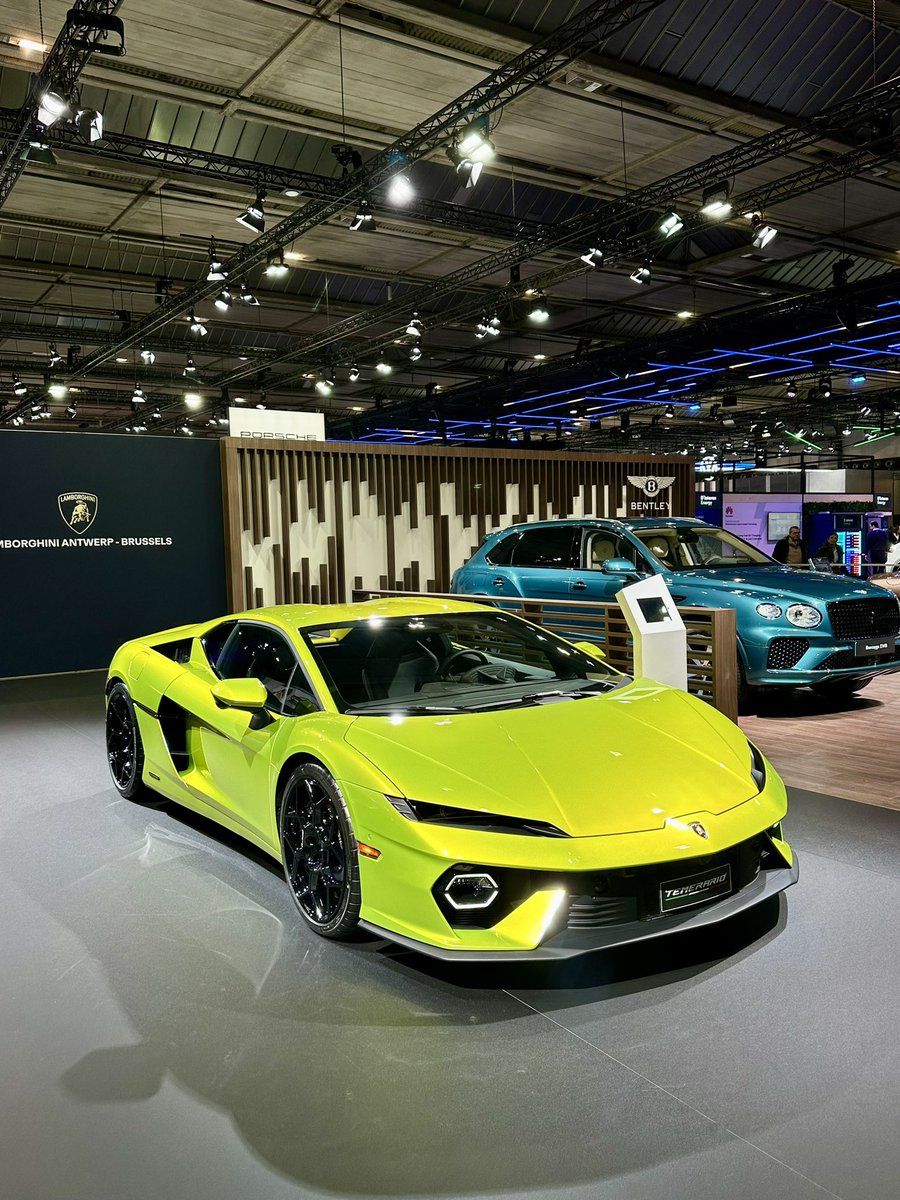 Exotics_Master's tweet photo. Lamborghini Temerario

#Exotics_Master https://t.co/2mG0lGIQdp