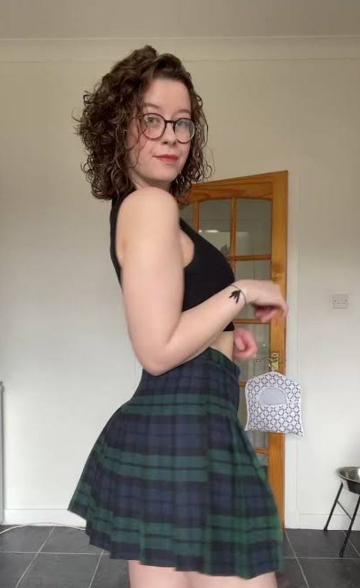 Jo Munroe (@teebarrack16) / Posts / X