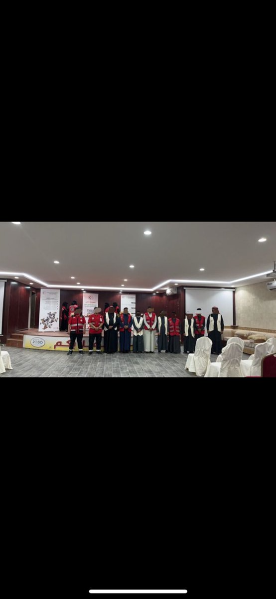 y_athr's tweet photo. نفذ فريق اثر التطوعي التابع لجمعيه البرالخيريه بمحافظة الحناكية وبالتعاون مع فريق هيئة الهلال الاحمر التطوعي بالمحافظه مبادره عن الإسعافات الأولية واهميتها في حياتنا اليومية.

#تطوع #الهلال_الاحمر_التطوعي https://t.co/T7cyKDs2BF