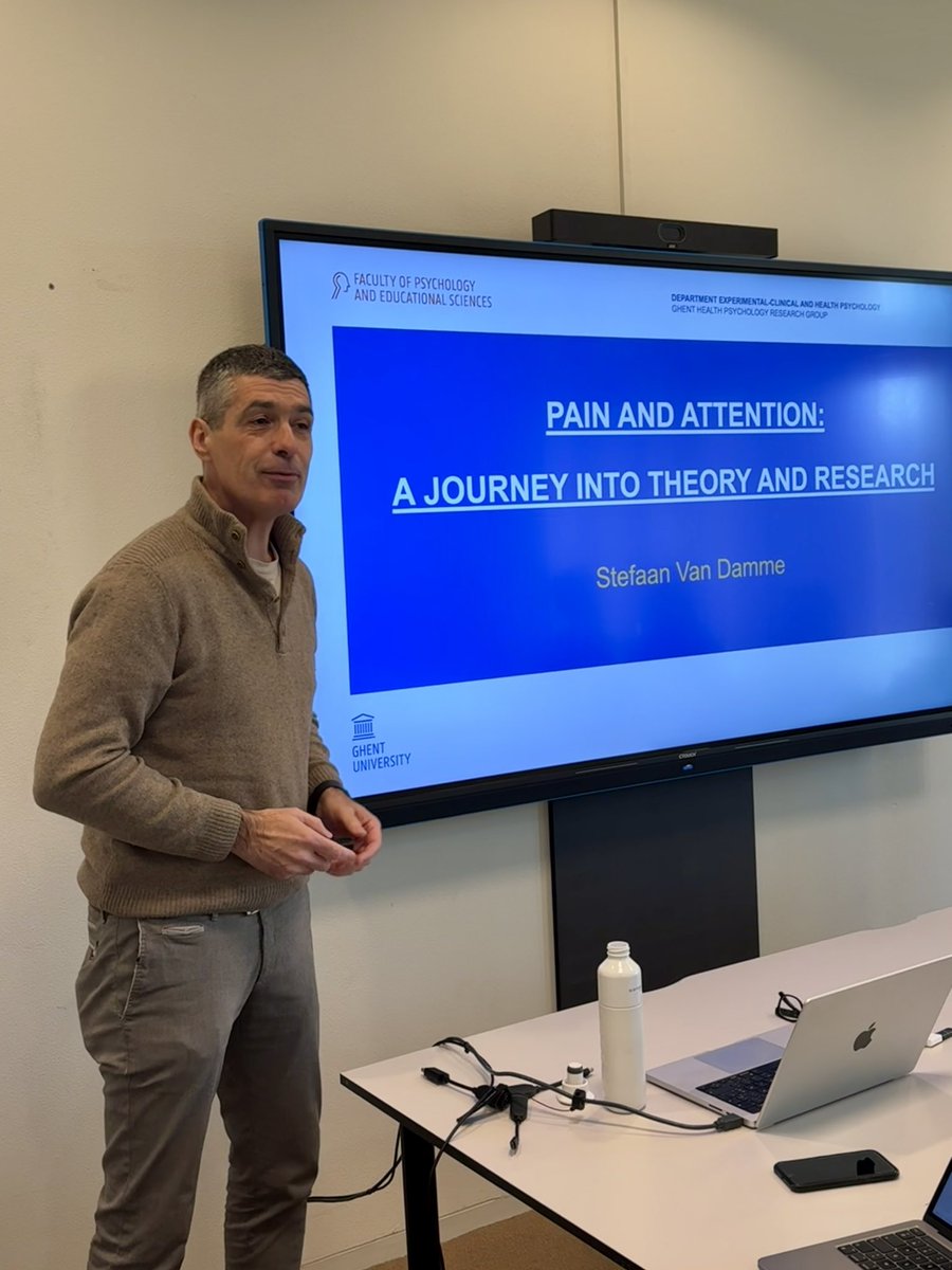Ann Meulders (@meuldersann) on Twitter photo Those Research Master students Clinical Psychology <a href="/maastricht_fpn/">Maastricht Uni FPN</a> are so lucky! Yesterday, we kicked off the meet-the-expert sessions with as first speaker <a href="/S_Van_Damme/">Stefaan Van Damme</a> clearly introducing the #motivational-affective perspective on #pain and #attention! <a href="/EHP_Maastricht/">EHP</a> Those Research Master students Clinical Psychology <a href="/maastricht_fpn/">Maastricht Uni FPN</a> are so lucky! Yesterday, we kicked off the meet-the-expert sessions with as first speaker <a href="/S_Van_Damme/">Stefaan Van Damme</a> clearly introducing the #motivational-affective perspective on #pain and #attention! <a href="/EHP_Maastricht/">EHP</a>