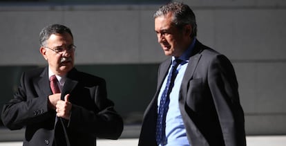 El juez Hurtado sería un pepero conocido así como el nuevo peón judicial del PP en su Operación Toga para defenestrar a Pedro Sanchez. Así, fue asesor en su día de Ayuso y es íntimo amigo del Consejero de Justicia madrileña, el ínclito  Enrique López.