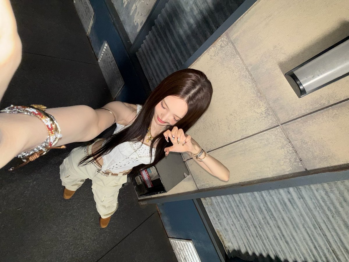 iznaeclipse's tweet photo. [250114] jeemin via plus chat 💬 

#BANGJEEMIN #izna #이즈나 @izna_offcl @iznaGlobal https://t.co/Q5J49z5hvl