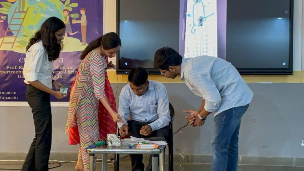 DPGITMGurugram's tweet image. Special thanks to Prof. R.C. Kuhad for motivating the students and highlighting the importance of practical learning.

#dpgitm #solderlesscircuits #electronicsworkshop #practicallearning #engineeringeducation #studentdevelopment #handsonexperience #circuitdesign