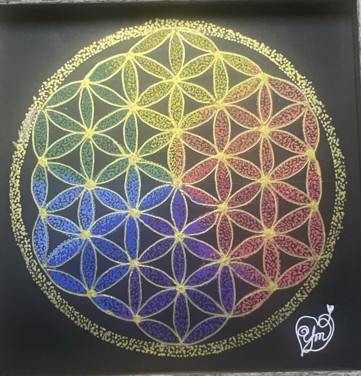 心と魂を整えるスピリチュアルなツール

#曼荼羅アート

描くことで内なる感情が解放され
穏やかなエネルギーが広がります

無心で線や模様を描くだけで
自分だけの癒しの世界が生まれます

曼荼羅は宇宙の調和を象徴し
その美しさはあなたの中に眠る可能性やエネルギーを引き出してくれます✨