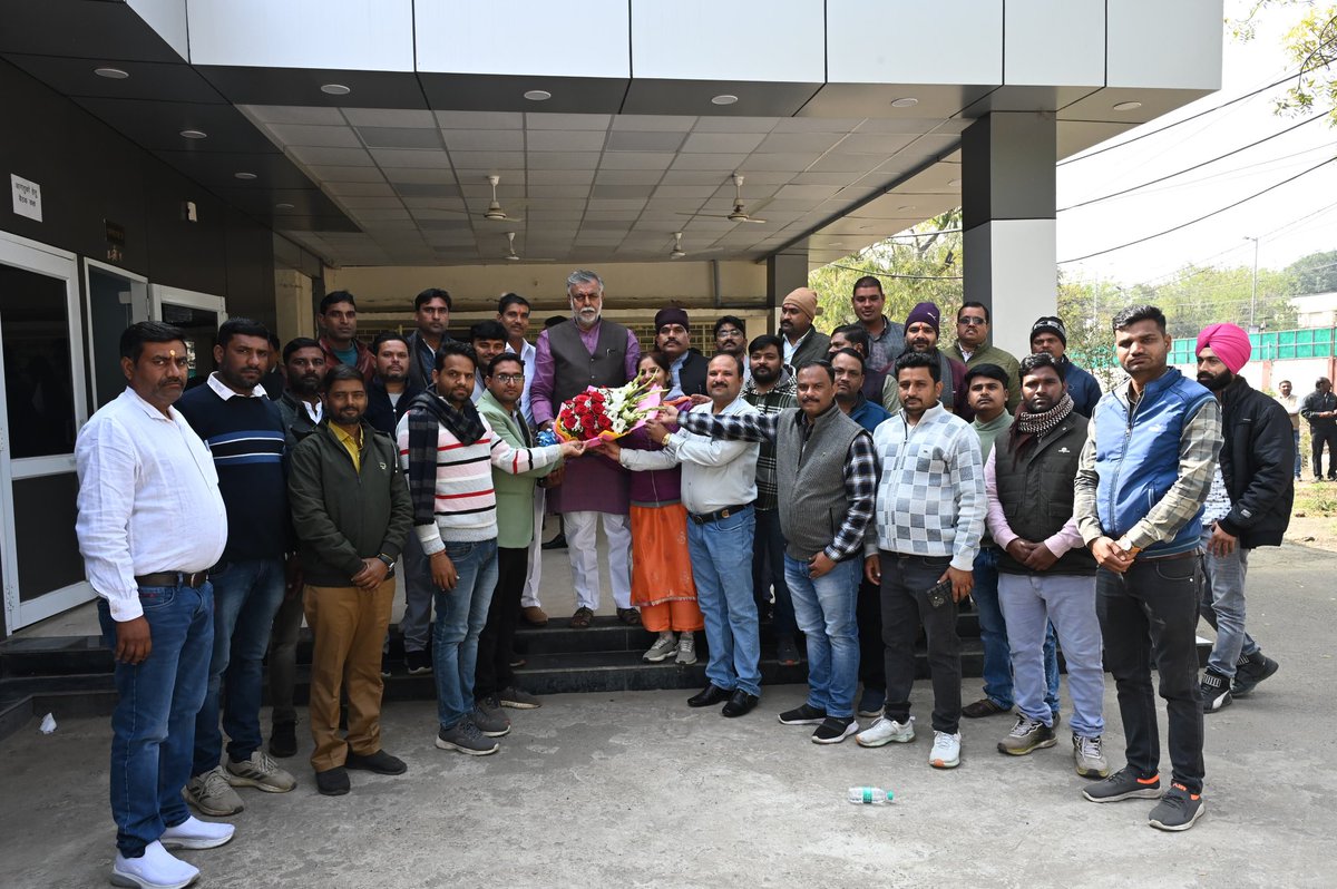 Awdhesh Pd Garg tweet media