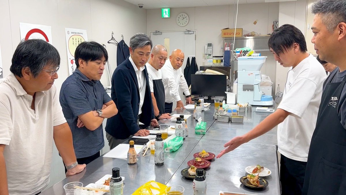 Kneko__'s tweet photo. ついに僕のケジャンがスシローさん協力の元、みなさまへお届けできる日が！　
ほんとに嬉しい!是非動画を拝見してください！🦀

【待望】スシローさんで僕のケジャン食べられる様になりました！！
https://t.co/isooYWfX0R https://t.co/DngG0z3Ht2