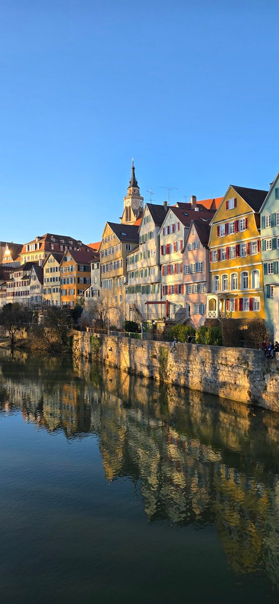 The Harvati lab at University of Tübingen (@harvatilab_tue) on Twitter photo Hello everyone, come and follow us on bluesky 🦋 It's easy to find us there (we use the same name 🤭)!
Regards from Tübingen (photo by <a href="/MelaniaRocks/">Melania Ioannidou</a>) 😊 Hello everyone, come and follow us on bluesky 🦋 It's easy to find us there (we use the same name 🤭)!
Regards from Tübingen (photo by <a href="/MelaniaRocks/">Melania Ioannidou</a>) 😊
