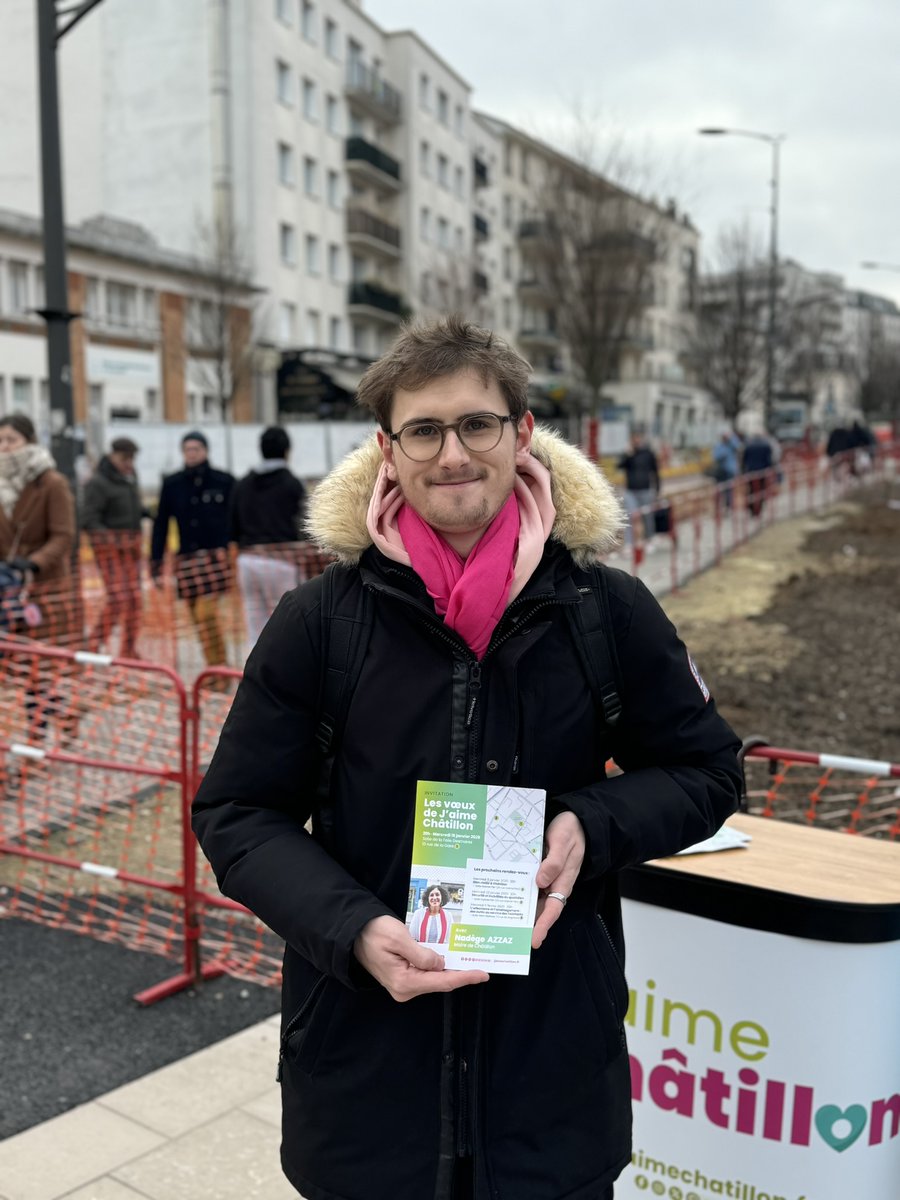 Les militants de J'aime Châtillon étaient une nouvelle fois présents au marché de #Châtillon dimanche à la rencontre des habitants. #JaimeChâtillon