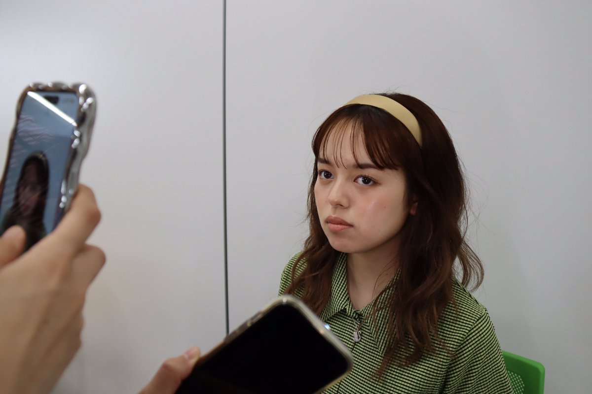 TVA_News's tweet photo. #特殊メイク学科 ヘアメイク実習￼💄

#特殊メイク 学科 #映像舞台メイク コースヘアメイク実習の様子をお届け￼🙌
今回のテーマは��ツヤメイク」！
ベースメイクをつやつやに仕上げています￼✨

#make #makeup #makeupartist #tva #東京ビジュアルアーツアカデミー #東京ビジュアルアーツ #ヘアメイク #メイク #ヘアメイク専門学校 #メイク専門学校  #メイクアップアーティスト #ヘアメイクアップアーティスト #２１世紀アカデメイア #21世紀アカデメイア #ツヤメイク #特殊メイク #特殊造形