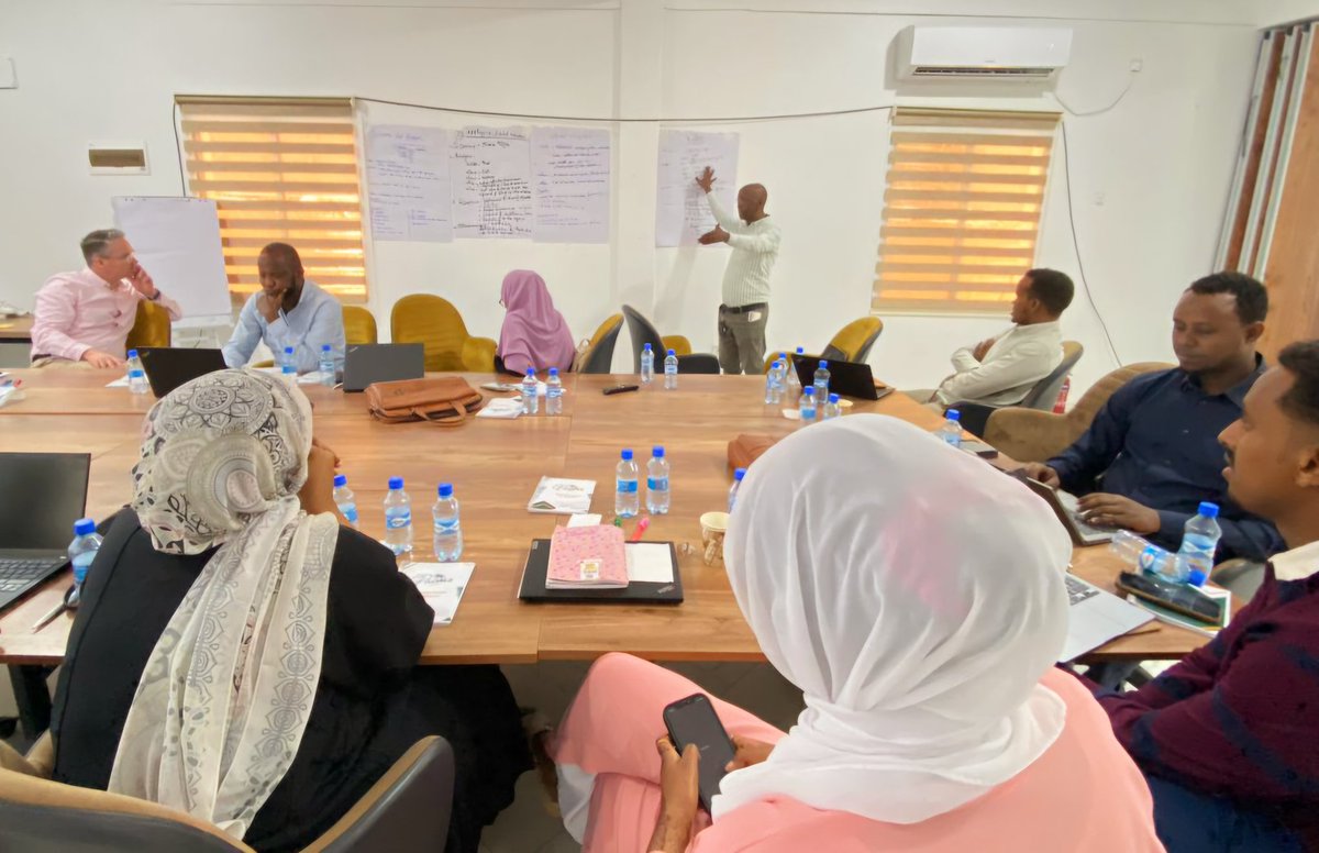 acmoir1's tweet photo. Great to be back in Mogadishu as part of IOM's Community Stabilization Unit. 🇸🇴 https://t.co/bkRldkFJAj