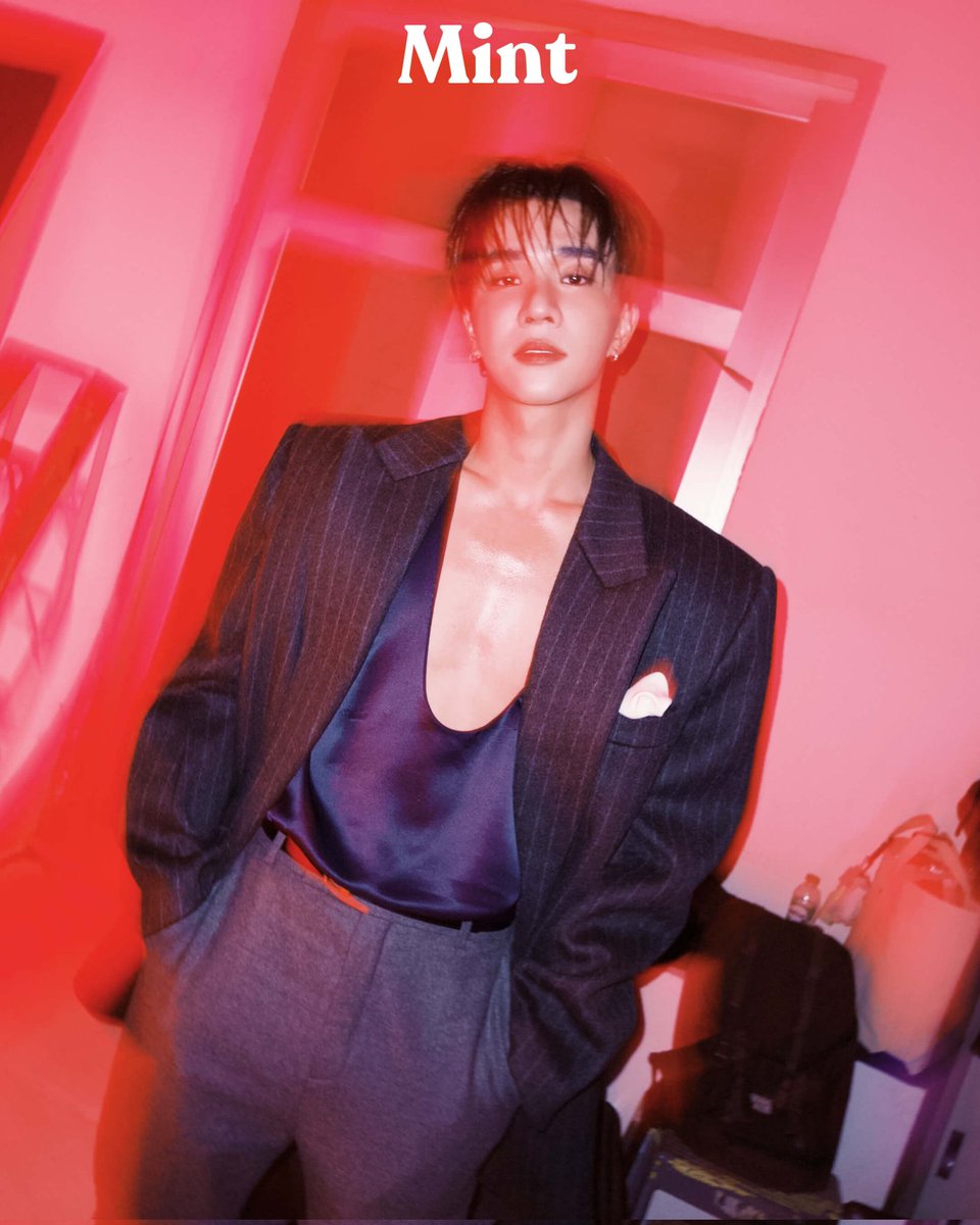 ppe2003perth's tweet photo. ลุคไหนก็หล่อจริงๆ 🖤
#KDPPE #PerthTanapon
#PerthXMintDebut https://t.co/LTSW7C0XMg