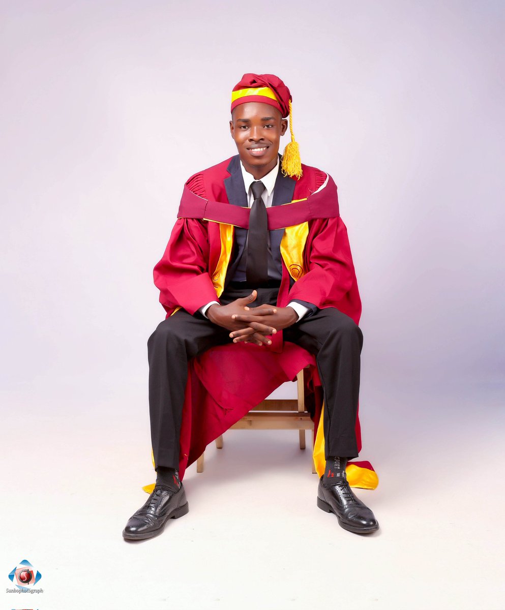 Ayobalogun99's tweet photo. BALOGUN AYOMIPO 
BSc. (Hons) Industrial Chemistry
University of Lagos
#UnilagConvocation https://t.co/hpZ427WD3O