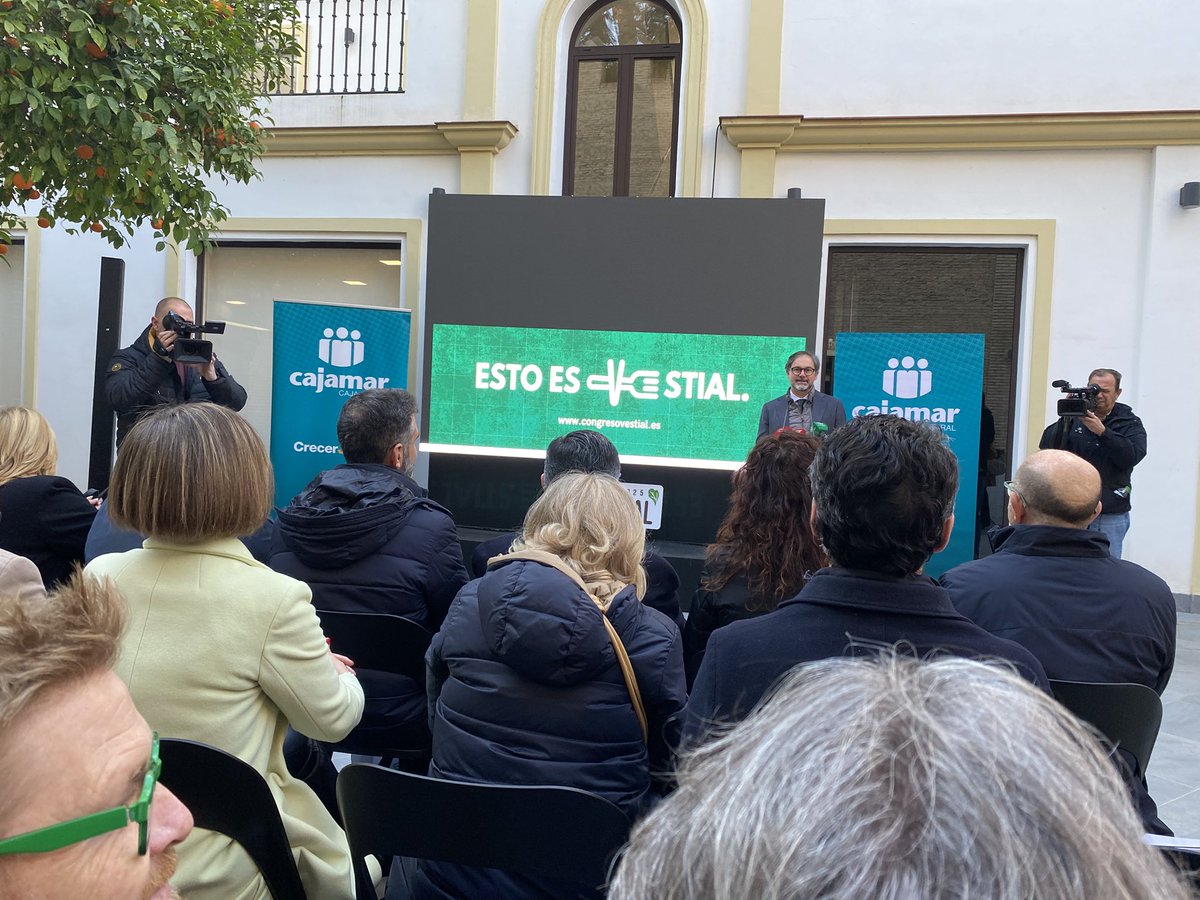 elenasaenzgb's tweet photo. Hoy estamos en Sevilla en el Consejo asesor del Congreso internacional de la Gastronomía Verde #vestial del que forma parte @AnoveObtentores . Las semillas al inicio de la producción de alimentos , no podíamos faltar. rodeados de grandes chefs..cita 24 y 25 febrero en Almería https://t.co/gvNIx2nzW2