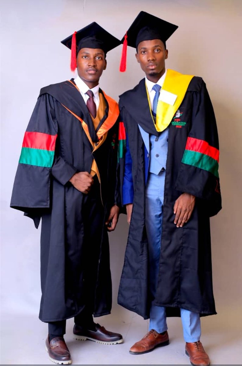 Two twin brothers  Kato Drake Mutungi and Kakuuru Allan Mugume both graduated from Makerere University with Bachelor of science with Education and Bachelor of information systems and Technology respectively. #Makere75graduation