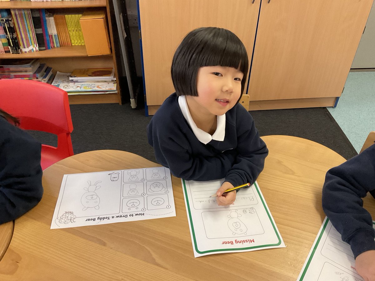 QueensLowerSch's tweet photo. Y1 pupils discovered that the class bear was missing when they returned to school last week! They made missing posters using their best descriptive words, before reading 'The Everywhere Bear' by Julia Donaldson & predicting where he might have gone. #ImaginativeLearning #Queens https://t.co/ywKYOe6Siy