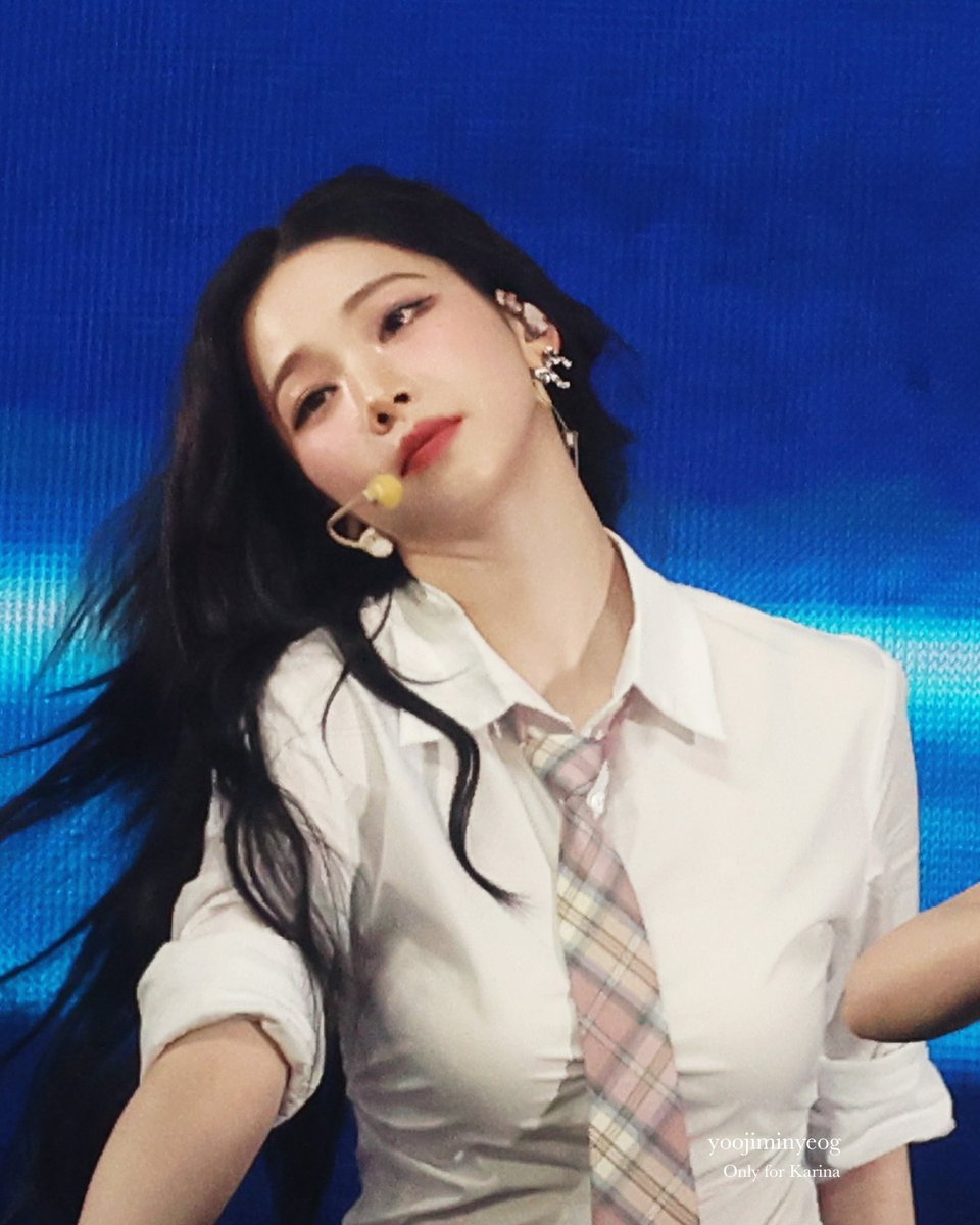 250112 SMTOWN - Rum Pum Pum Pum
#aespakarina #카리나 #유지민 #yoojimin #Karina