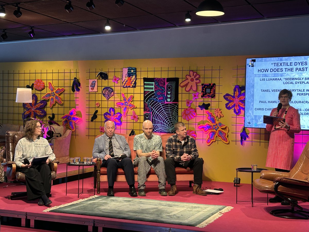Colour4CRAFTS's tweet photo. @Colour4CRAFTS  is now live with our online public seminar "Textile Dyes for Tomorrow". You can join here: https://t.co/Uy8eHAB0H8 https://t.co/JouWMKzFFx