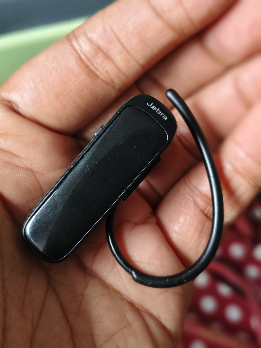 Tiooxxx's tweet photo. @hrdbacot Setia nemenin meeting online Jabra Talk 25 dr thn 2023 https://t.co/GQdWcjKhLN