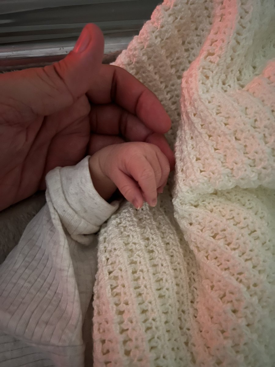 Sin lugar a dudas, cuando veo tu ojos, veo el amor de DIOS,  eres perfecto hijo mío