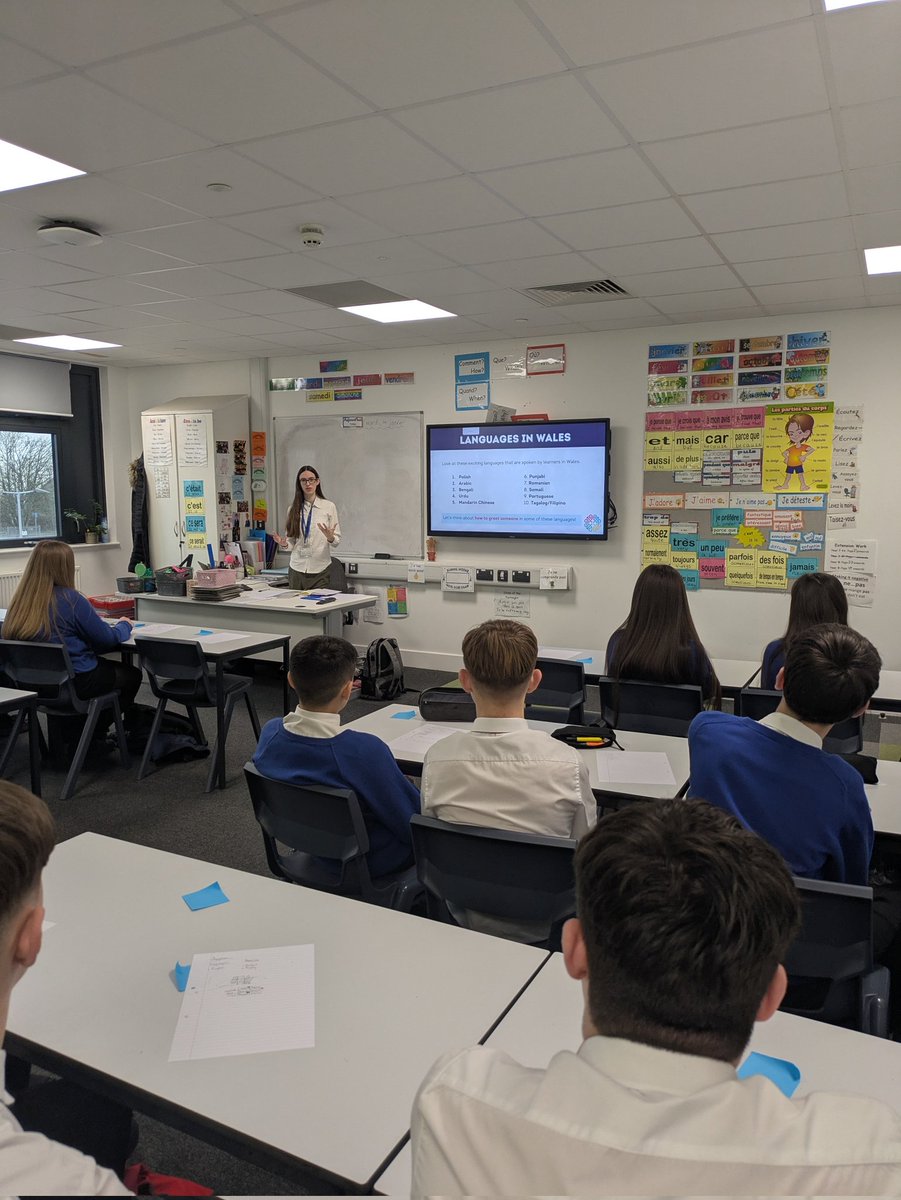 Mrs Thomas tweet media