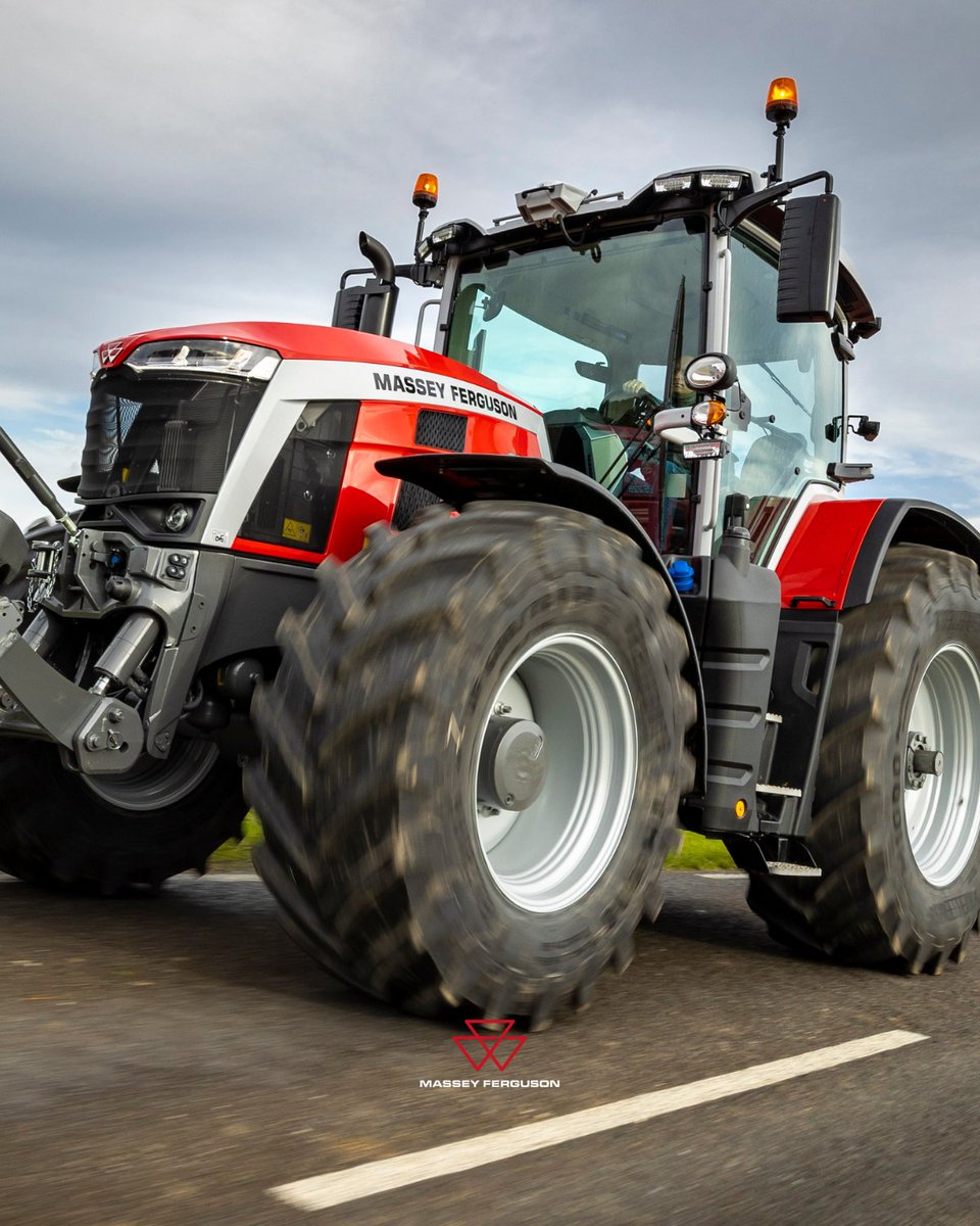 Massey Ferguson España tweet media