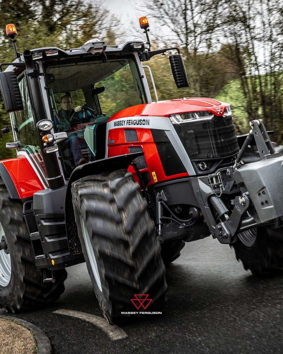 Massey Ferguson España tweet media