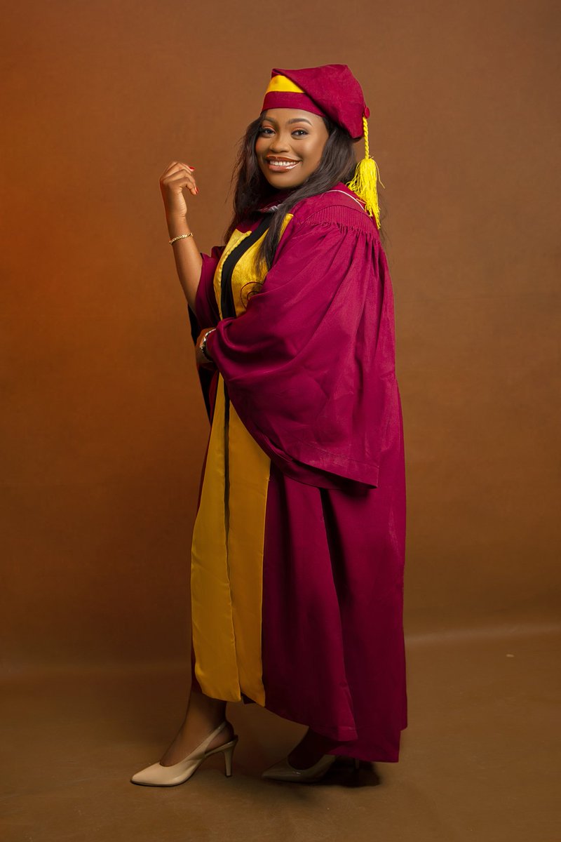 landesanmi's tweet photo. ALWAYS ON TIME!
Finally got my first degree after 10 years of graduating secondary school...

#UNILAG2024Convocation https://t.co/9Mkg9kIWkj