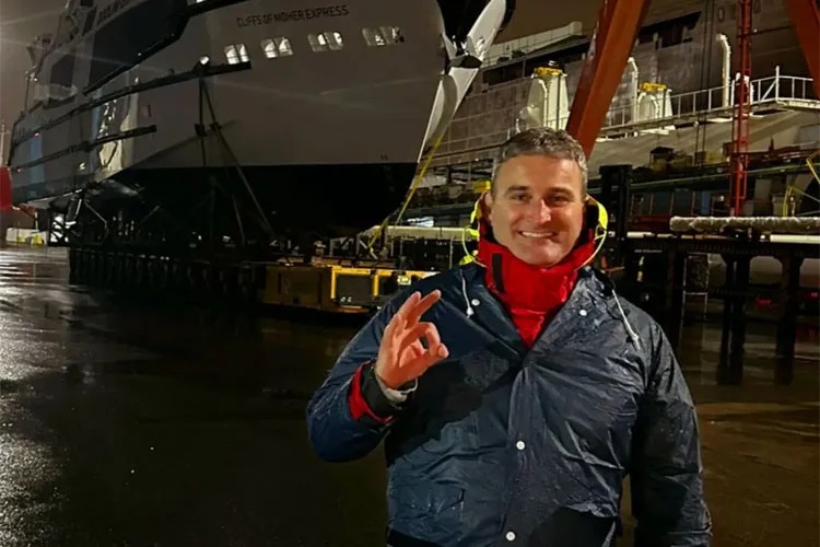 HaberDenizde's tweet image. Cliffs of Moher Express keyfi

Nove Shipyard'ın İrlandalı Doolin Ferry için inşa ettiği iki yolcu gemisinden ilki suyla buluştu.

haberdenizde.com/gemi-insaa/cli…

#CliffsofMoherExpress #DoolinFerry #İrlanda
#LiamOBrien #NoveShipyard
#suyaindirme #yolcugemisi

@DoolinFerry