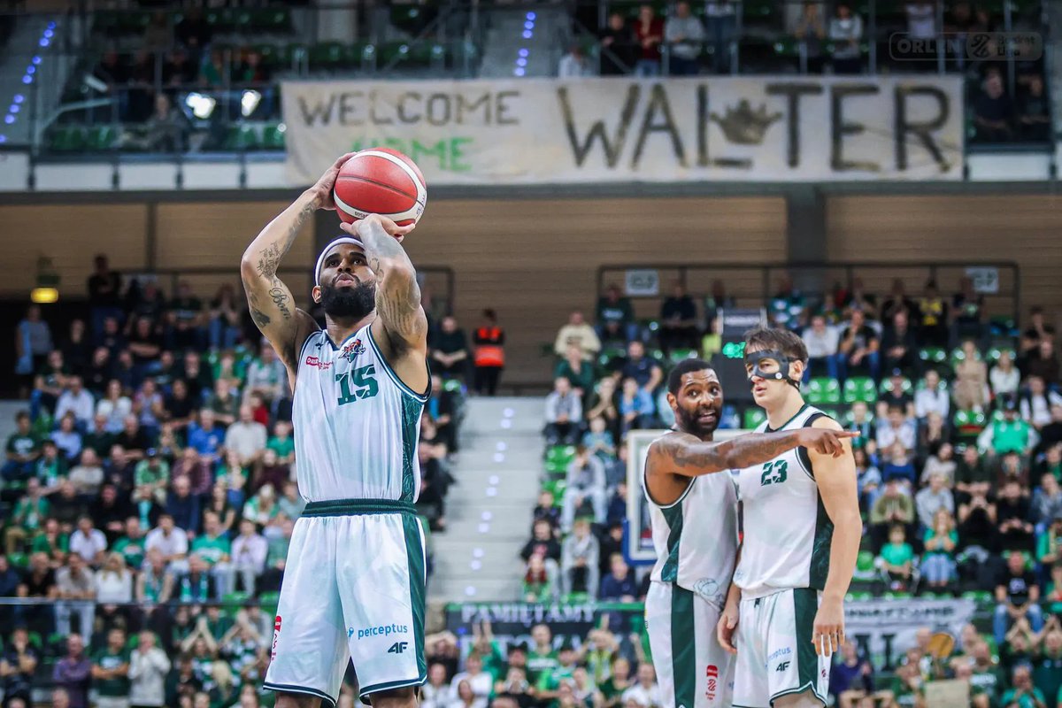 Patryk B (@patrykbon) on Twitter photo 16/17 <a href="/WollHodge/">Walter Hodge</a> jest 2. graczem w historii <a href="/basket_zg/">Orlen Zastal Zielona Góra 🇵🇱</a> po Łukaszu Koszarku, który zaliczył co najmniej 3 mecze z min. 12 asystami – wszystkie te mecze wygrał (między pierwszym takim meczem Hodga a ostatnim minęło prawie 14 lat).
Fot. Andrzej Romański 16/17 <a href="/WollHodge/">Walter Hodge</a> jest 2. graczem w historii <a href="/basket_zg/">Orlen Zastal Zielona Góra 🇵🇱</a> po Łukaszu Koszarku, który zaliczył co najmniej 3 mecze z min. 12 asystami – wszystkie te mecze wygrał (między pierwszym takim meczem Hodga a ostatnim minęło prawie 14 lat).
Fot. Andrzej Romański