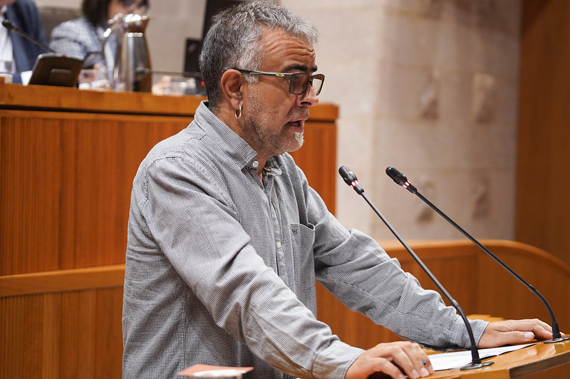 ➡️ <a href="/PodemosAragon/">Podemos Aragón</a> exige a Sanidad "garantizar" el traslado de pacientes de hemodiálisis, radioterapia y los servicios de salud mental en Uesca. "Es necesario dar una solución de manera urgente al 'problemón' que se nos viene encima por la irresponsabilidad del PP de no haber