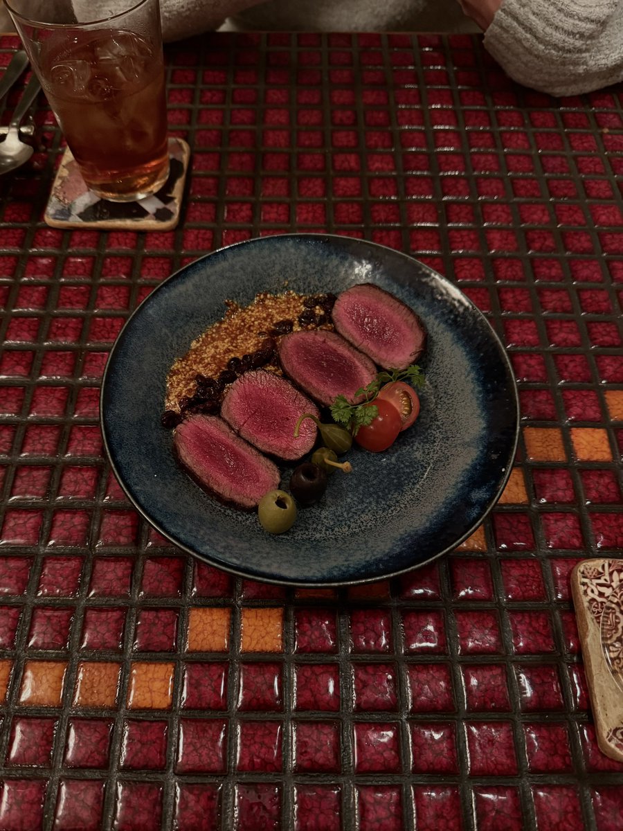 aim02719's tweet photo. こういうお店で美味しいご飯と一緒にワイン飲むの好き https://t.co/8FGdDX1aqv