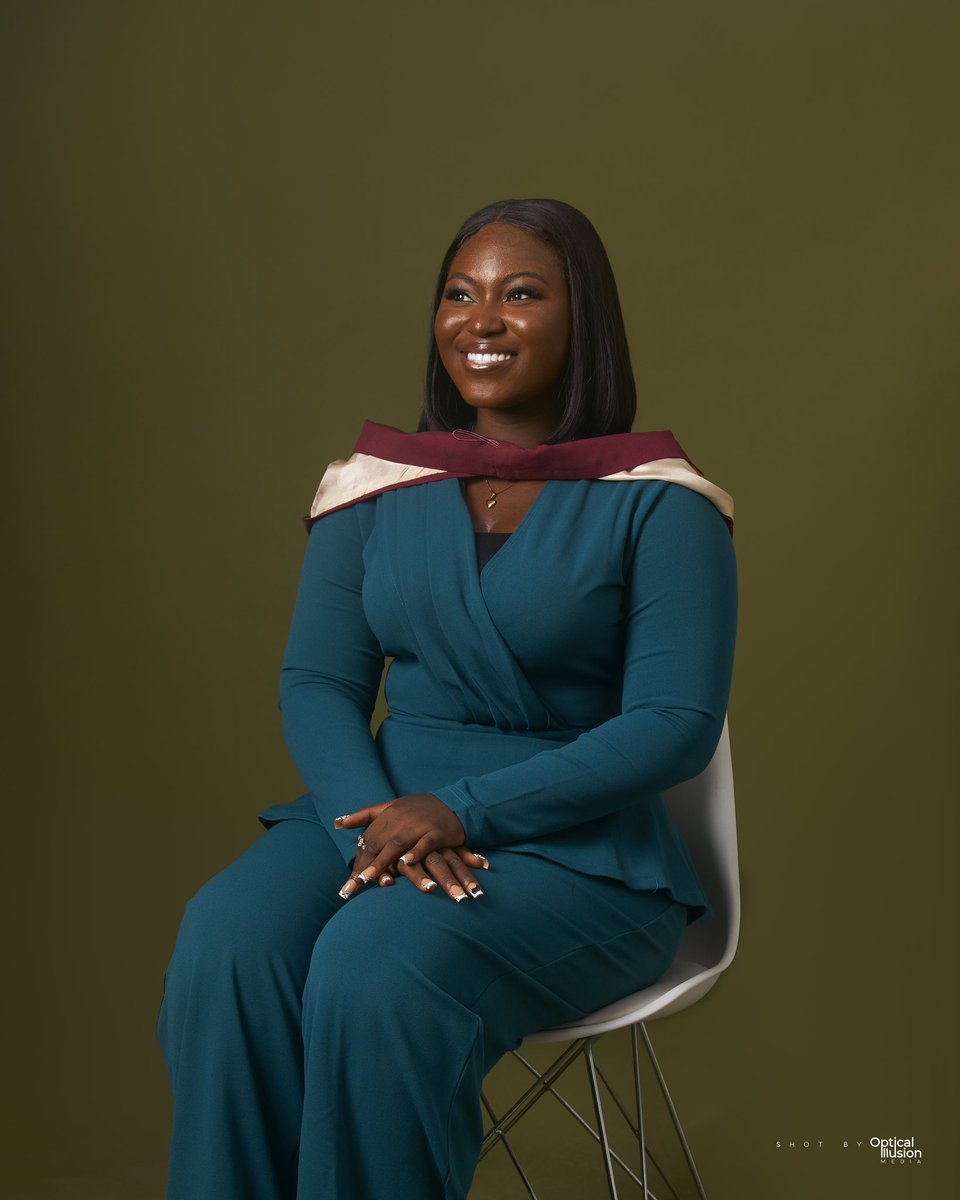 Oluwaseyi Olamide, Mideshey🤍

✅BSc (Hons) Chemistry, Unilag
✅Second Class Upper division 
✅Final GPA 4.75
✅’23/24 Welfare Secretary of the department of Chemistry 

GOD DID 🥹

#UNILAG2024Convocation #UnilagConvocation #UnilagNigeria