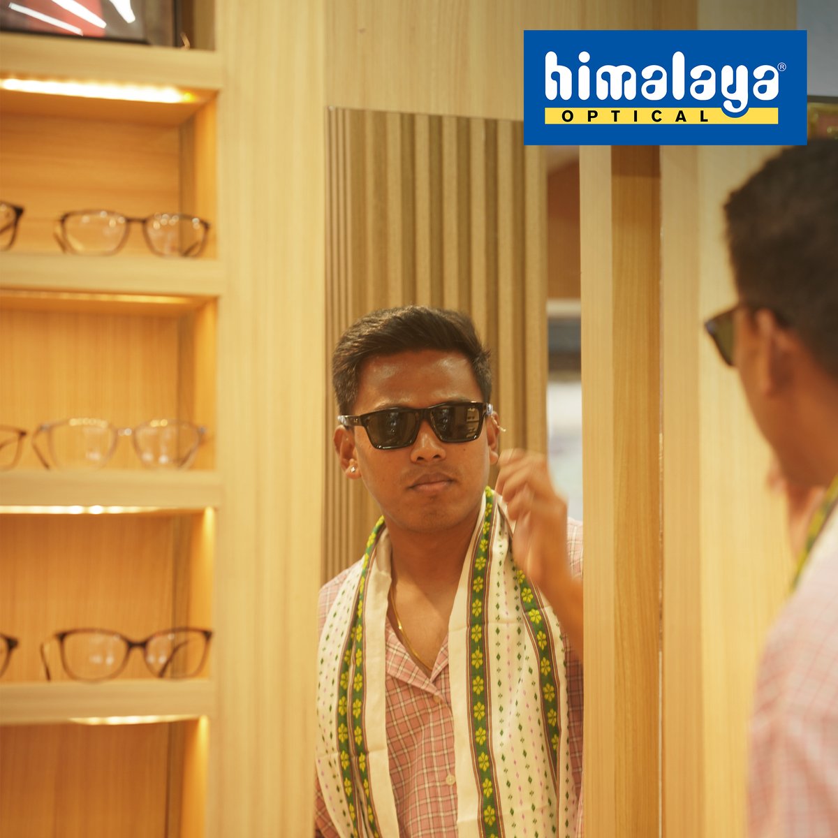 OpticalHimalaya's tweet photo. Himalaya Optical was thrilled to launch the Sports Eyewear Collection Showcase at our newly opened Himalaya Optical's Agartala Bardowali store!

The event was graced by cricketers Sridam Paul and Mani Sankar. https://t.co/T9biHZBtbm
