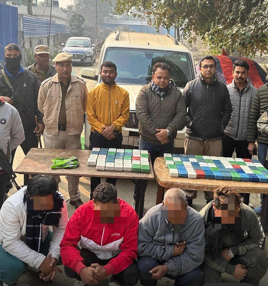 Spoiling your drugs party - today, tomorrow, everyday 🚨

As dawn broke, sleuths of <a href="/STFAssam/">STF Assam</a> intercepted a vehicle in Amingaon and on thorough search recovered 1.128kg heroin valued at ₹9cr.

Four peddlers have been arrested!

Good job <a href="/assampolice/">Assam Police</a> 👏🏼

#AssamAgainstDrugs