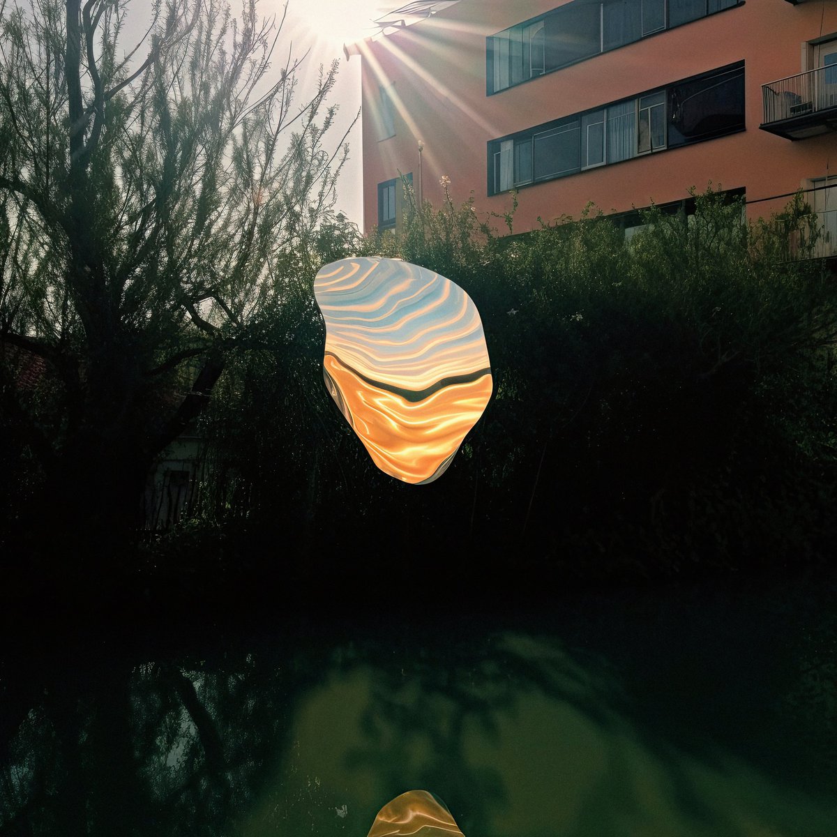 _alinatrifan's tweet image. 