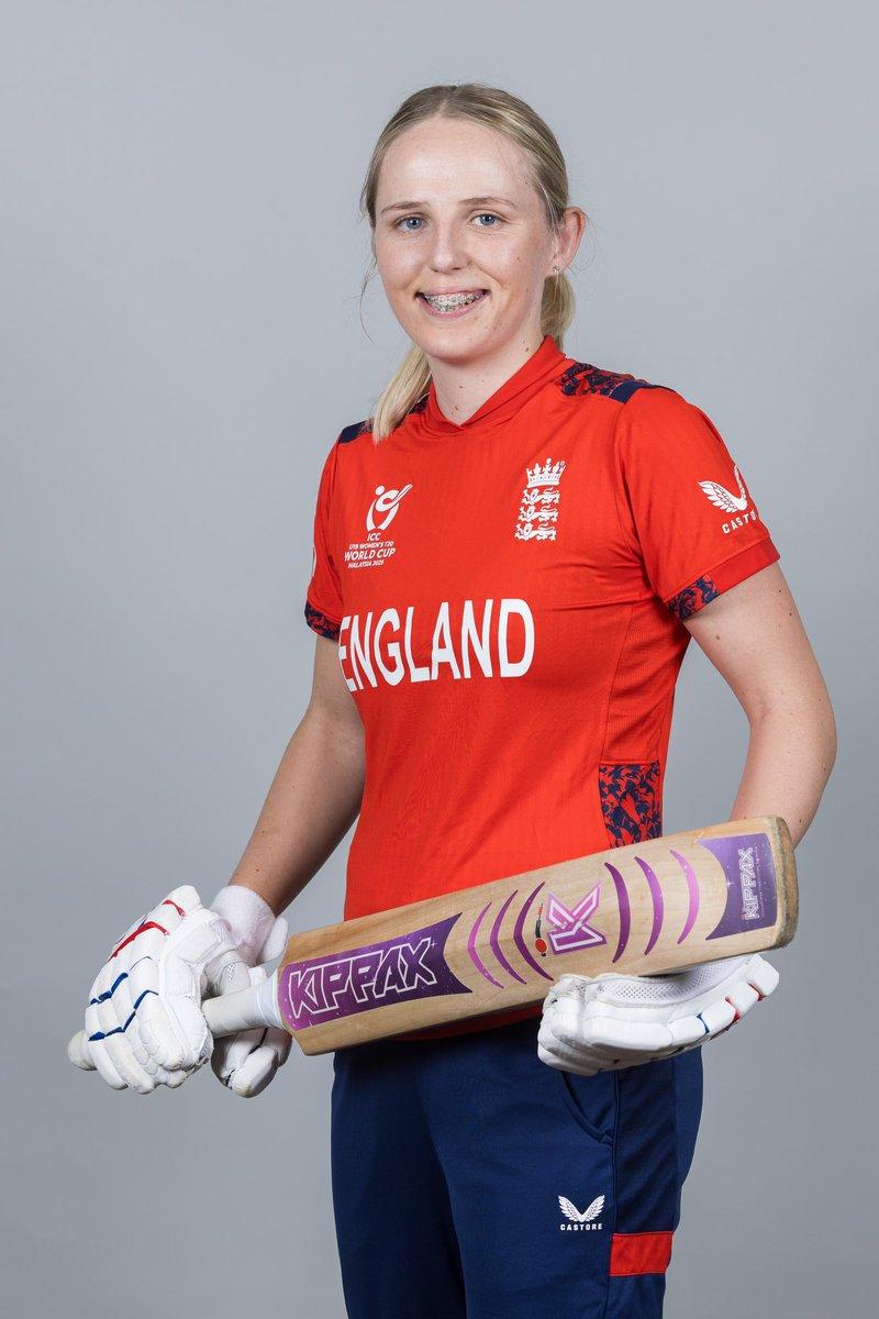 Erin Thomas tweet media