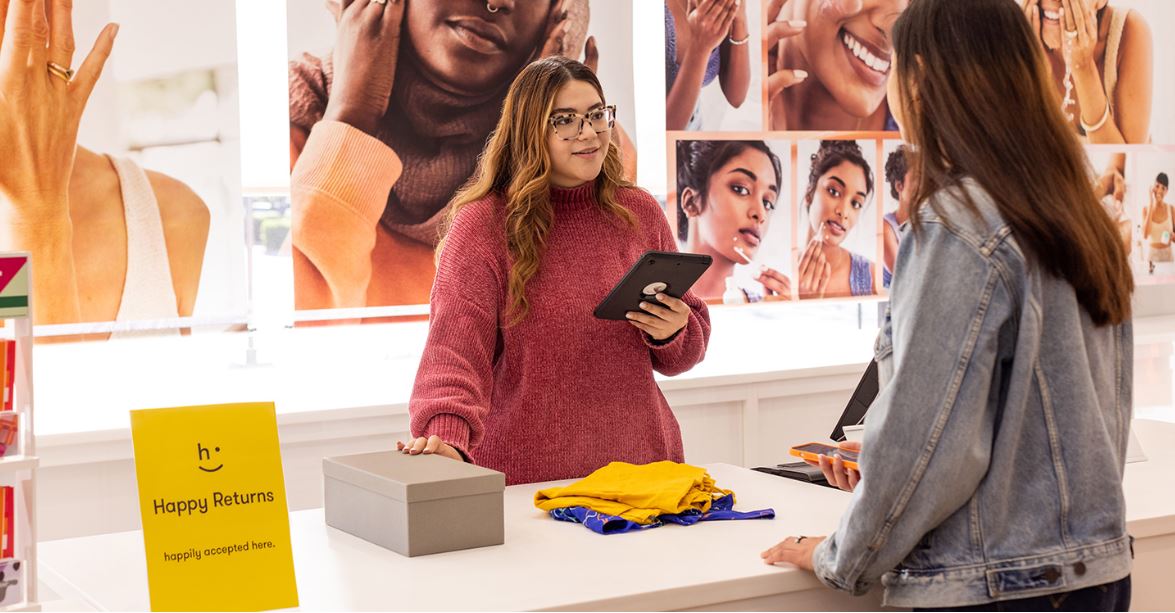 Eine neue Studie des UPS Unternehmens Happy Returns beleuchtet den wachsenden Einfluss von Retouren auf Verbraucher und Einzelhändler. Von der Kaufentscheidung bis zur Kundentreue sind Retouren ein wichtiger Bestandteil der Einzelhandelslandschaft: spr.ly/6016aP2X4