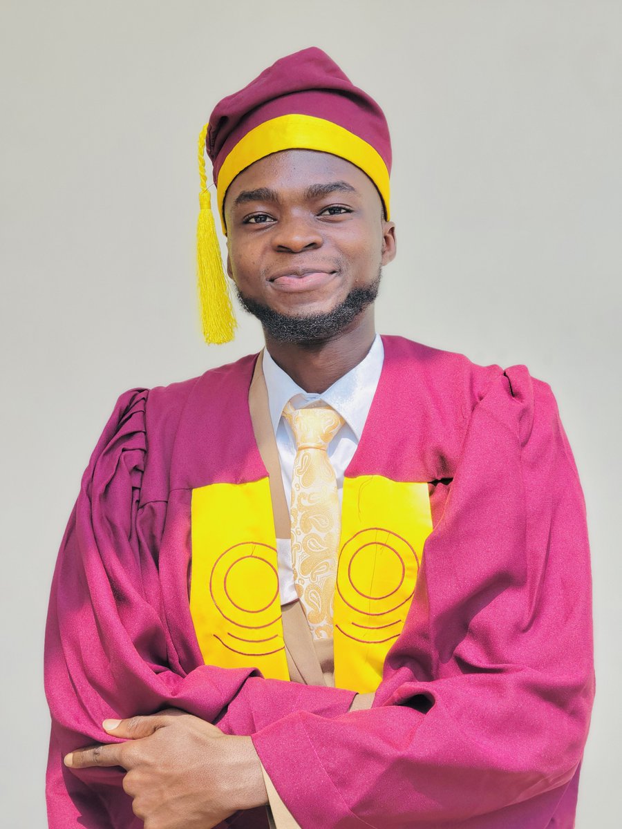 olaitanhumble's tweet image. 🎓BSc Applied Physics, UNILAG (4.78/5.0)
🎖️Editor-in-Chief, The Press Club
🎖️Recipient, 4 Scholarship Awards
🎖️HOD Prize for Best All-Round Performance
🎖️Prof C.O Taiwo Prize for Best Graduating Student
50 A’s/9 B’s/3 C’s while working fulltime in digital media, alhamdulillah.